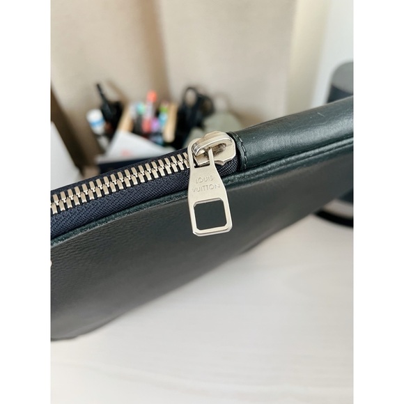 LV Blue Laptop Case/Zip Portfolio - Picture 3 of 12